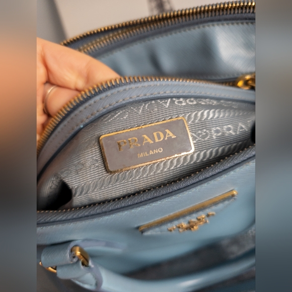 Prada Medium Saffiano Lux Galleria Double Zip Tote w/Adjustable Strap-Light Blue - Picture 13 of 17